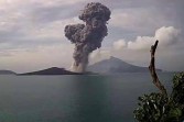 Status Gunung Anak Krakatau Naik ke Level III Siaga, Warga dan Wisatawan Dilarang Mendekat Radius 5 Kilometer