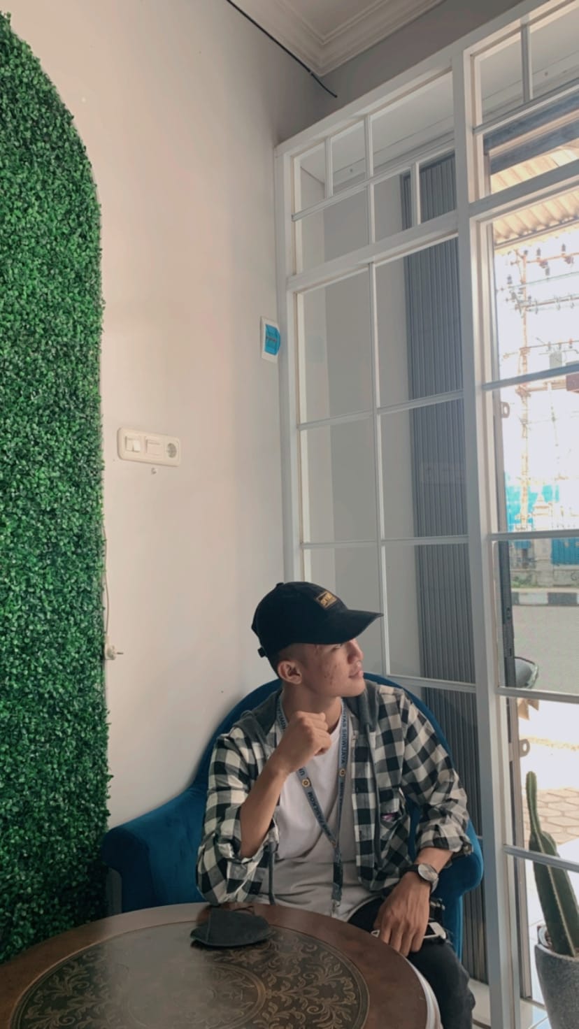 Ridho Bayu Pamungkas: Selebgram Berbakat yang Mencuri Perhatian Dunia Maya