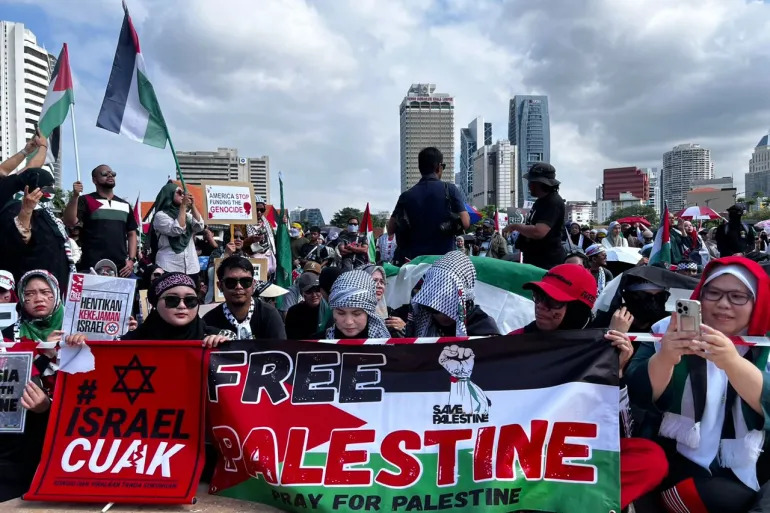 Ribuan Orang Berkumpul di Ibu Kota Malaysia, Mengekspresikan Dukungan terhadap Palestina