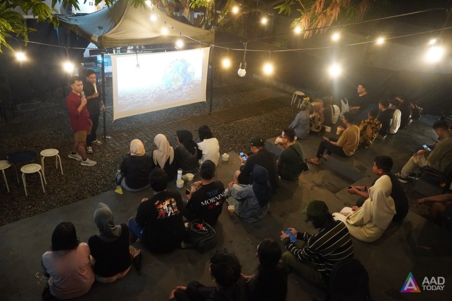 Kesadaran Lingkungan Meningkat, Gen Z Timika Padati Nobar Dokumenter “Menolak Punah”