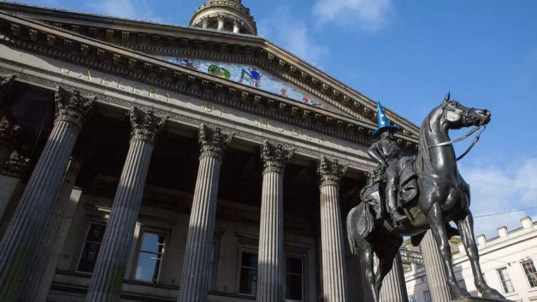 Banksy akan menggelar pameran tunggal pertama dalam 14 tahun terakhir di Glasgow