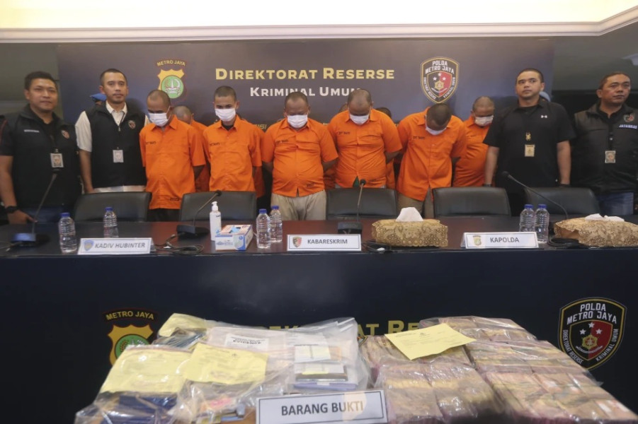 Polisi Indonesia Menindak Pelaku Perdagangan Orang yang Mengirim 122 Orang untuk Dijual Ginjalnya ke Kamboja