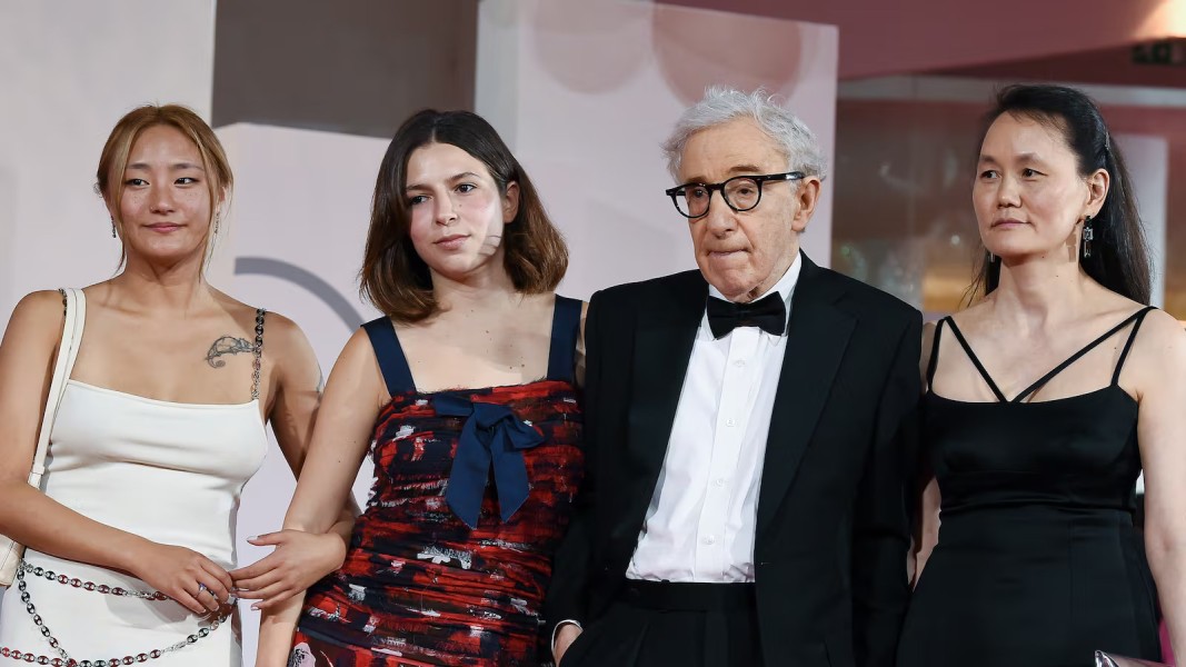 Email Terbongkar, Jeffrey Epstein Diduga Bantu Putri Woody Allen Masuk Bard College
