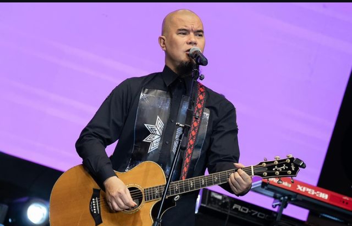 Ahmad Dhani Puji Syifa Hadju sebagai Calon Istri Ideal