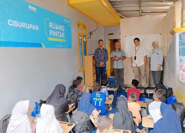 Menyambut Hari Anak Nasional, PNM Perangi Kesenjangan Digital melalui Ruang Pintar