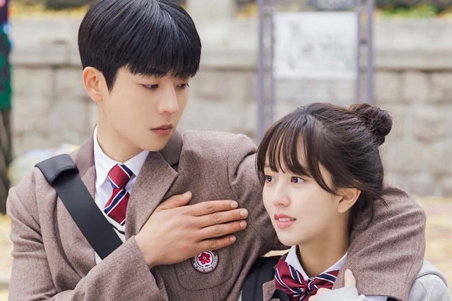 Chae Jong-hyeop dan Kim So-hyun Punya Pertemuan Pertama yang Aneh di 