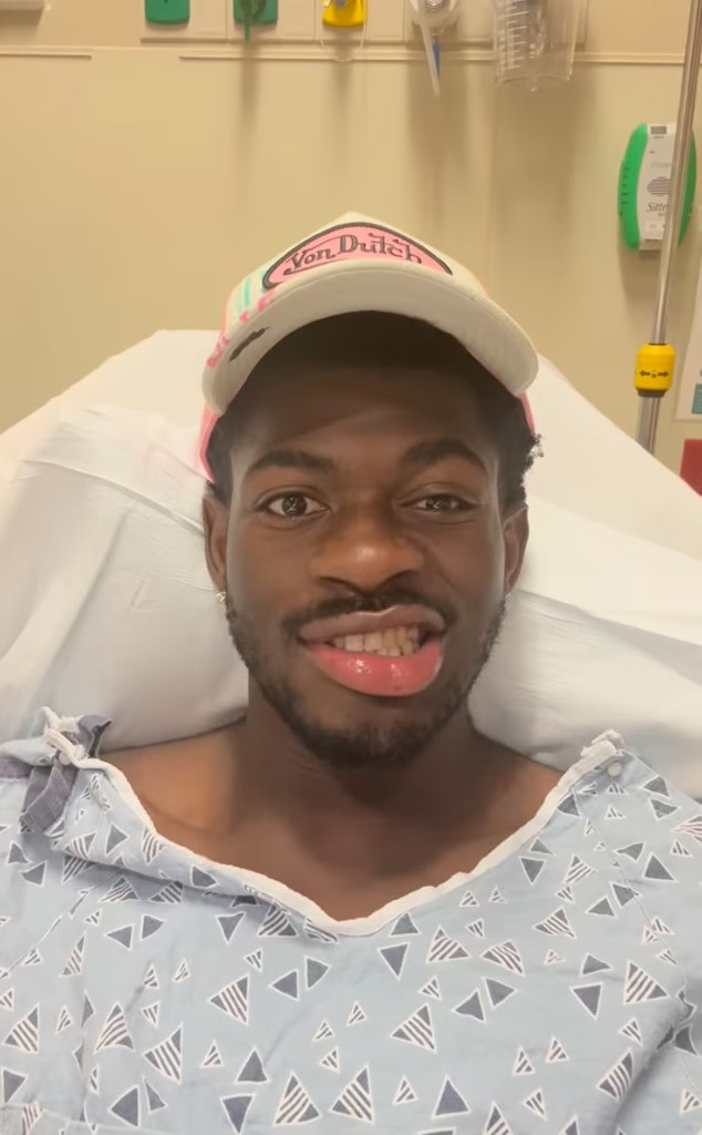 Lil Nas X Dirawat di Rumah Sakit Setelah Kehilangan Separuh Wajahnya