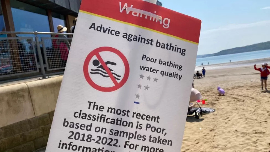 Resor Scarborough tepi pantai di mana tidak disarankan untuk berenang